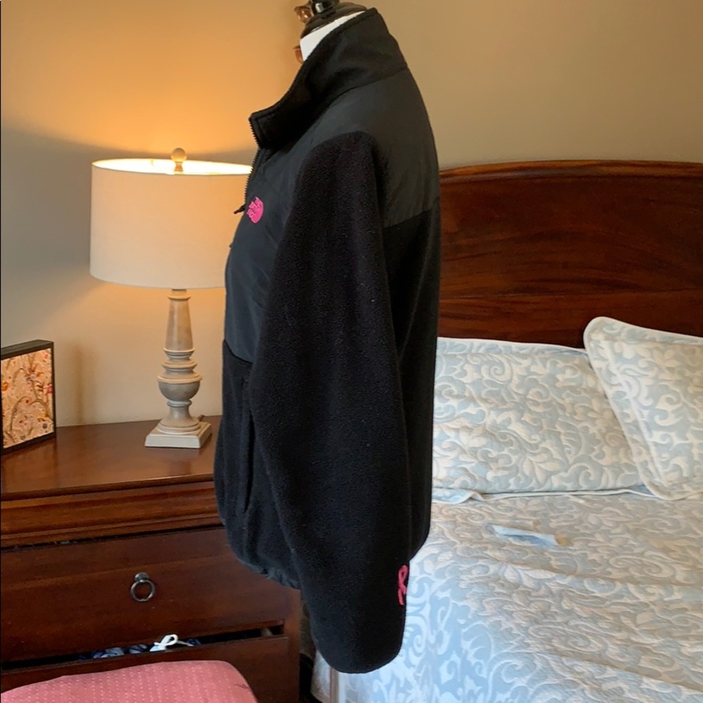 Black north Face Jacket medium - Picture 5 of 8